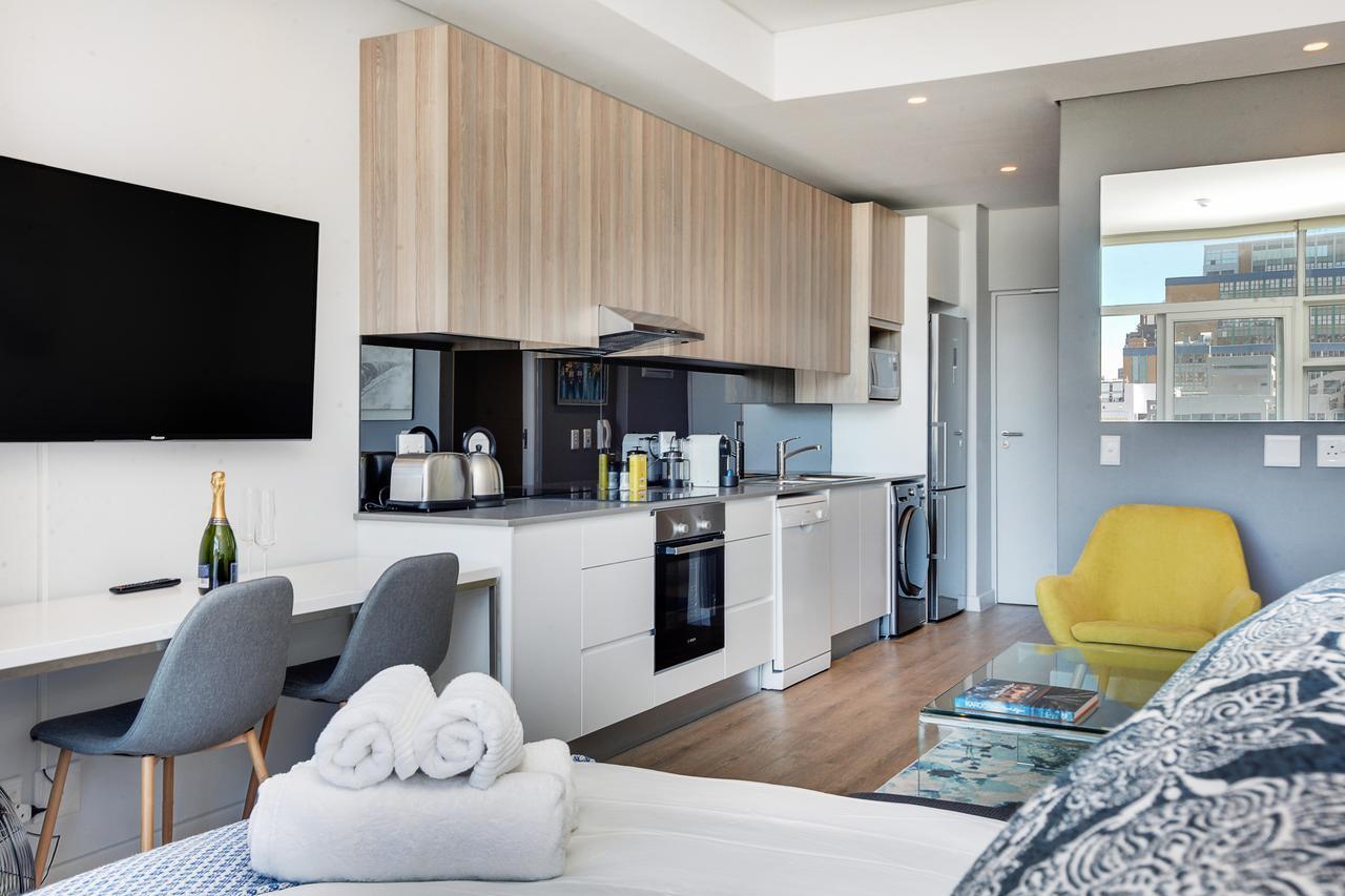Backup-Powered Trendy Ny City Apartment At Table Mountain Ciudad del Cabo Exterior foto